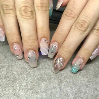 ネイル elu船橋 SAKURAのネイルデザイン