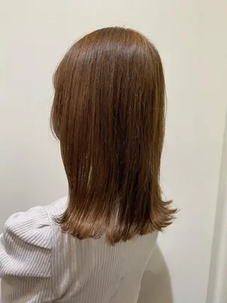 ミディアム カラー PREss Natsumiのヘアスタイル