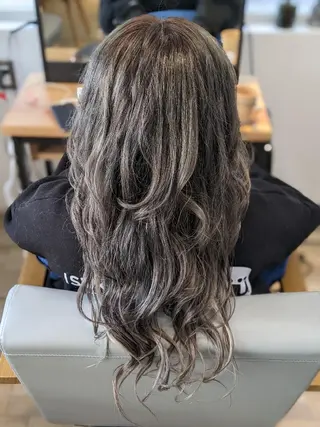 ロング カラー Kokeshi/美髪 /脱毛/ヘッドスパのヘアスタイル