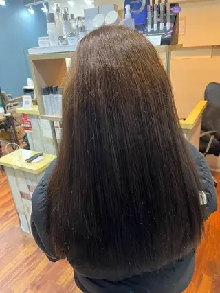 ロング カラー 臼井 いづみのヘアスタイル