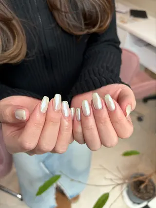 ミディアム CLALA Ayumiのネイルデザイン