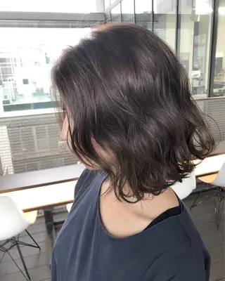 ミディアム 八谷 将平のヘアスタイル