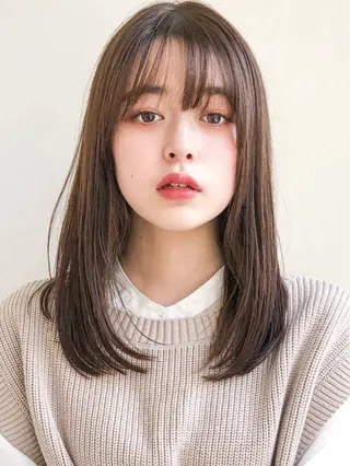 ミディアム Aura所属・丸山 心 / 艶カラーのヘアスタイル