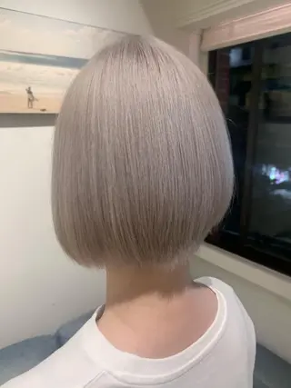 ミディアム 渋谷ハイトーン/ デザインカラー阿部のヘアスタイル