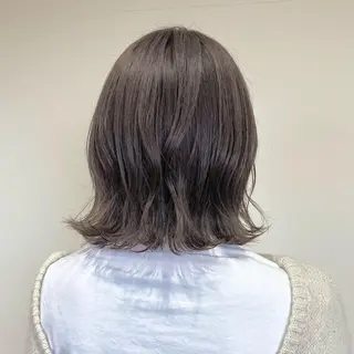 ミディアム 梅山 美侑のヘアスタイル