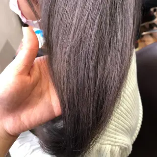 セミロング カラー 垢抜けハイトーン×ブ ロウリストAZUKIのヘアスタイル