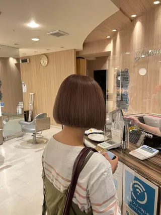 カラー 久永 菫のヘアスタイル