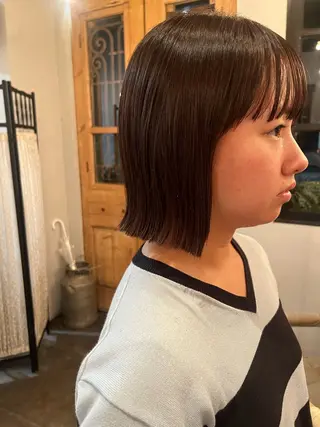 ミディアム 藤井 美歩/赤髪のヘアスタイル