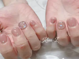 ネイル 芦辺 香奈のネイルデザイン