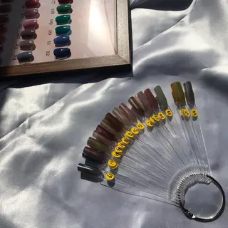 ネイル 冨澤 ひろみのネイルデザイン