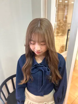 カラー CIEL 難波店所属・🎀透明感/レイヤ ー/Kotona🎀のヘアスタイル