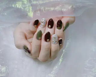 ネイル 🦋ネイルサロン ブラン🌈ゆりのネイルデザイン