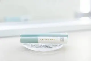 mimośa. EyeDesignのマツエク・マツパデザイン