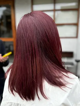 ロング カラー 笹川 桃歌のヘアスタイル