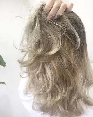 カラー ブリーチ毛縮毛矯正 👑山口のヘアスタイル