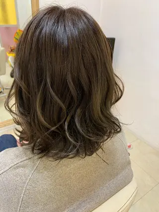 カラー 加藤 菜々香のヘアスタイル