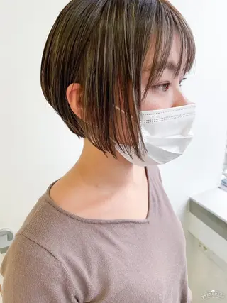 ショート nuu所属・💜ショート💜 ウルフ、ボブ二色亜美のヘアスタイル