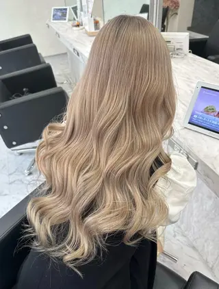 ロング カラー ハイトーン/韓国風 🤍Nacchi🐈のマツエク・マツパデザイン