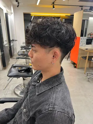 パーマ メンズ fifth神宮前 HIN★T★のヘアスタイル