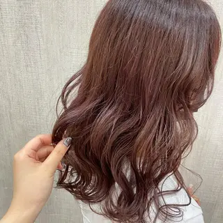 セミロング カラー 🫧透け感⋆艶髪💎 山口アヤカのヘアスタイル