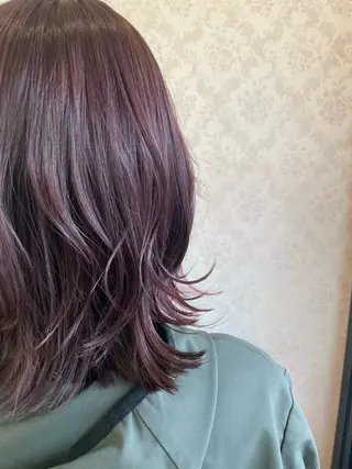 カラー ヒヨシ ルナのヘアスタイル