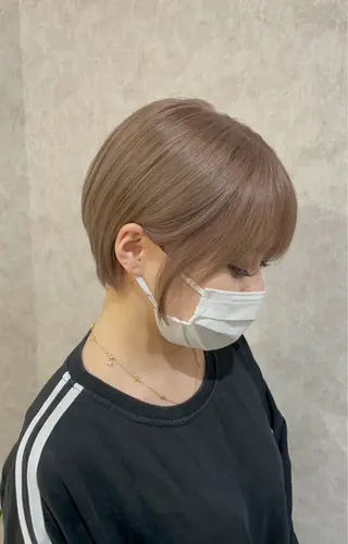 ショート カラー Taku /ケアハイトーンのヘアスタイル