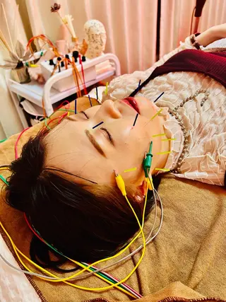 美容鍼灸サロン mahoroba院長のエステ・リラクイメージ