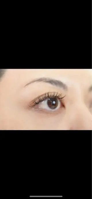 マツエク・マツパ Batik 下北沢店所属・岩崎 綾香のマツエク・マツパデザイン