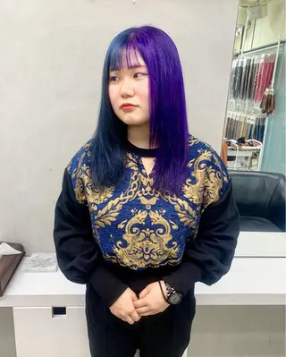 セミロング カラー ヘアアレンジ 個性爆弾💣 ダブルカラー/ゆかのヘアスタイル