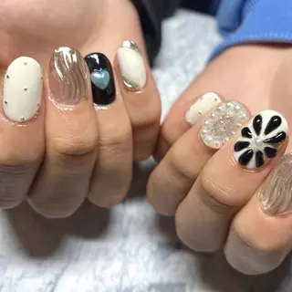 ネイル Nails VINATI所属・ササキスズナ Jr.ネイリストのネイルデザイン