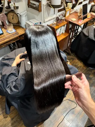 ロング カラー パーマ 飯田 実歩(じっぽ)のヘアスタイル