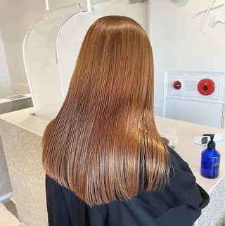 セミロング カラー ate.所属・ate. kaoriのヘアスタイル