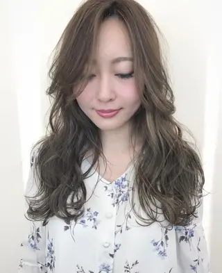 セミロング カラー 髪質改善サロン 心斎橋ARCHEのヘアスタイル