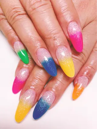 ネイル bijou所属・相馬 礼菜のネイルデザイン