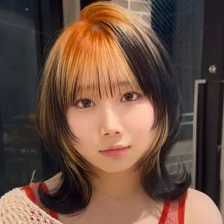 セミロング カラー ウルフとデザイン カラーの神のヘアスタイル