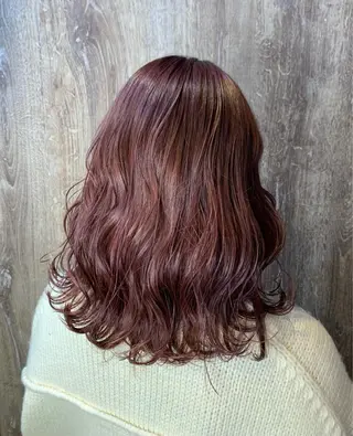 ロング カラー MAHO/透明感カラ ー/ツヤ髪のヘアスタイル