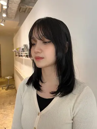 セミロング ルナ ブリーチモデル募集のヘアスタイル