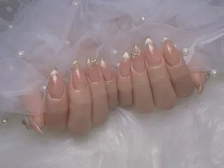 ネイル CHARIS yunaのネイルデザイン