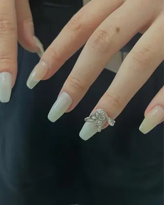 ネイル atelier moi所属・atelier moiのネイルデザイン