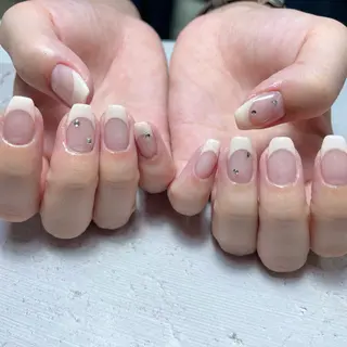 ネイル 💐irisée fleur中居のネイルデザイン