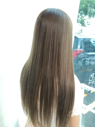 カラー KING所属・KING高槻 裕次郎のヘアスタイル