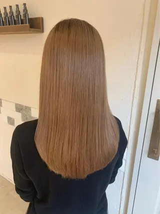 ロング 安達 葵のヘアスタイル