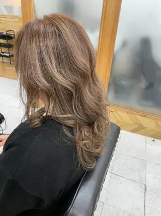 ロング カラー PANOLA所属・加藤 理沙のヘアスタイル