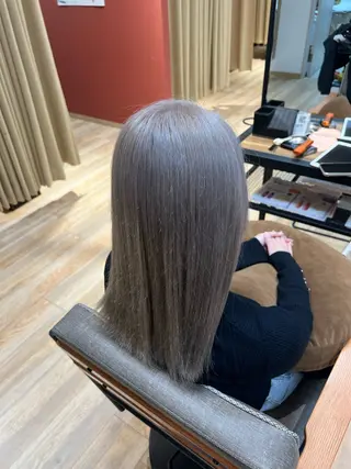 カラー balance.hair&eyelash所属・湯浅 比菜のヘアスタイル