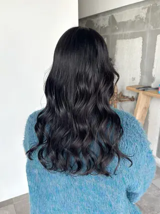 セミロング mirai/ブリーチ ダブルカラーのヘアスタイル