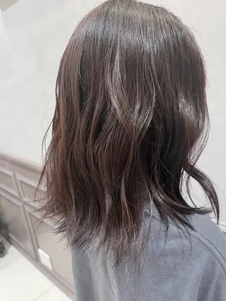 カラー G.O.A.T hair所属・Karen ✂︎GOAThairのヘアスタイル