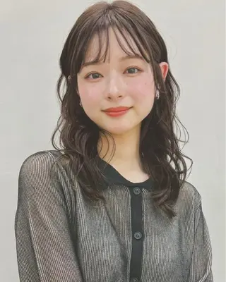 ロング パーマ 南出 碧夢のヘアスタイル