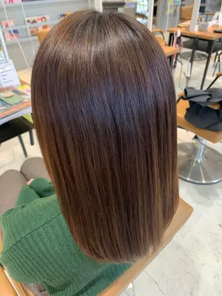 セミロング u n aのヘアスタイル