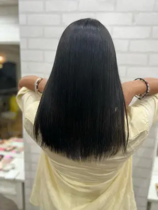 ミディアム カラー 🌈野間 声良🌈のヘアスタイル