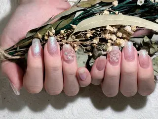 ネイル TOUTOU所属・TOUTOU. Yuriのネイルデザイン